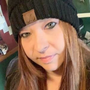 Meet your Posher, Ember